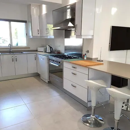 Sleeps 6 With Pool Air Con And Wifi Villa Almancil