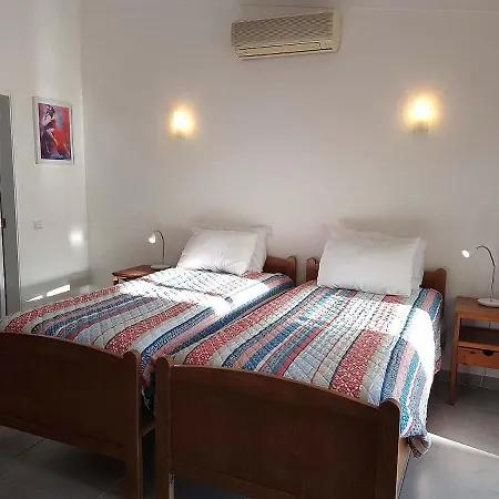 Sleeps 6 With Pool Air Con And Wifi Villa *
